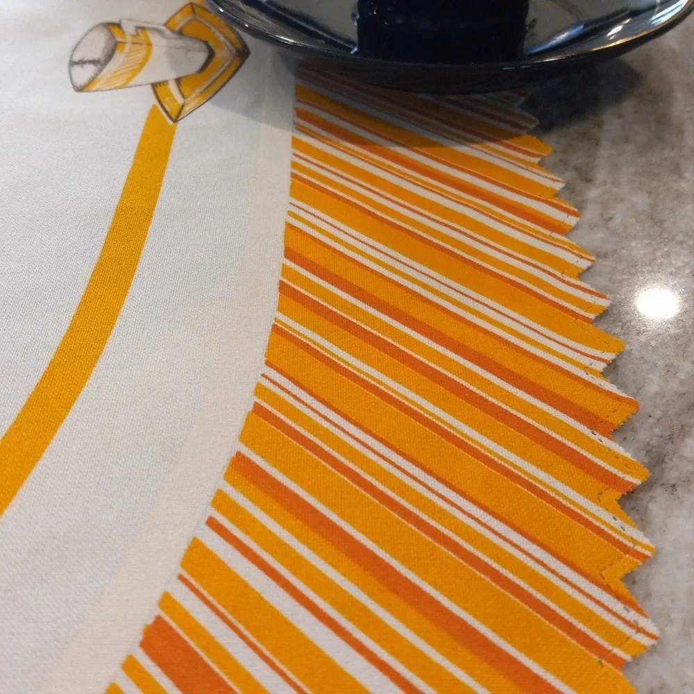 Vintage Printed Tablecloth under-makeup boho dainty chic Geometric Retro 70s - Picture 6 of 12